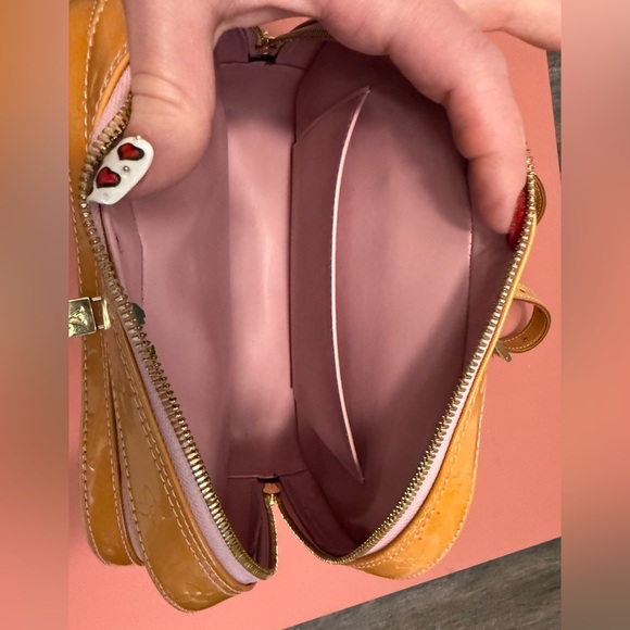 Louis Vuitton Yellow/Carmel/Nude Vernis Murray Backpack- Authentic with COA - Picture 7 of 14